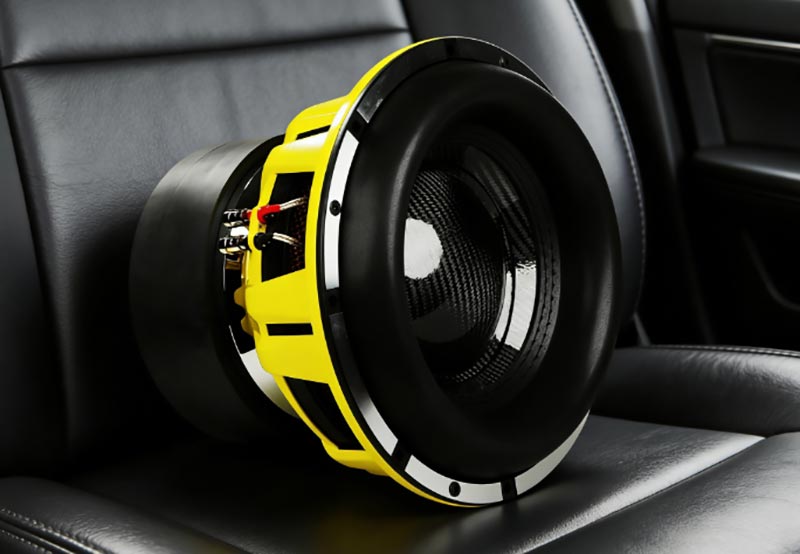 Caisson de basses de voiture en fibre de carbone de 12 pouces : puissance maximale de 6 000 W, des basses puissantes arrivent