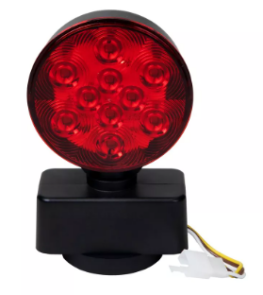 Renforcez la sécurité routière avec des feux de remorque à LED haute visibilité
